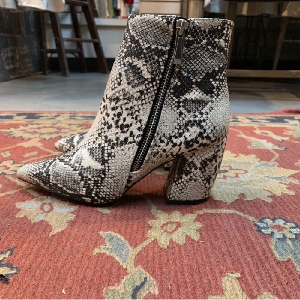 Snake skin print bootie
